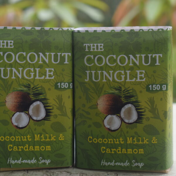 THE COCONUT JUNGLE COCONUTMILK CARDOMOM SOAP 150g